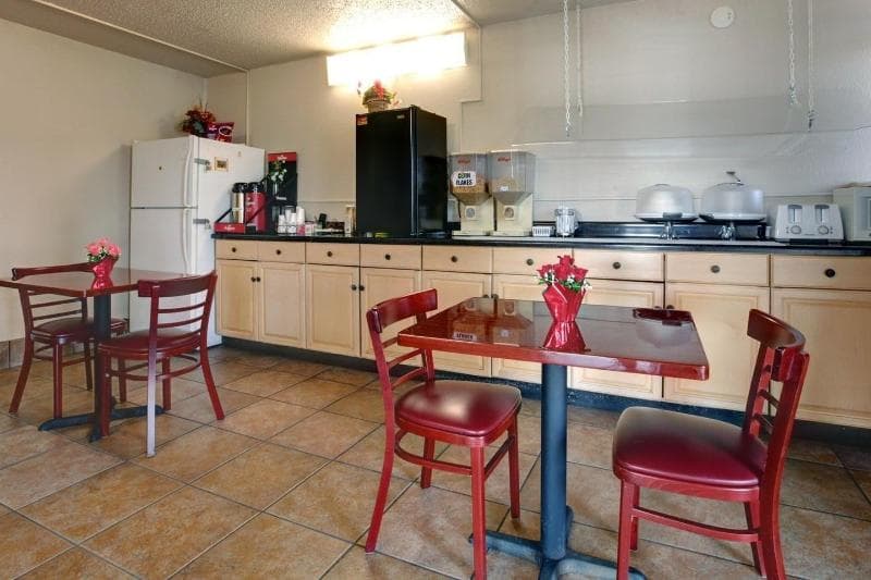 Americas Best Value Inn Alachua 3
