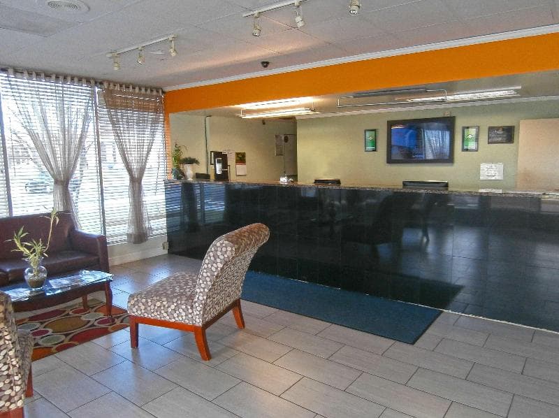 Americas Best Value Inn 5