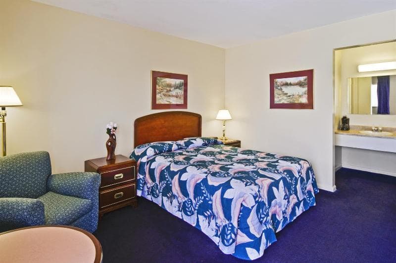 Americas Best Value Inn Arkansas City 2