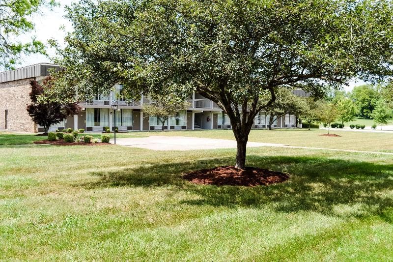 SureStay by Best Western Bowling Green North 5
