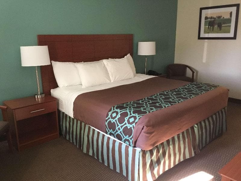 SureStay by Best Western Bowling Green North 3