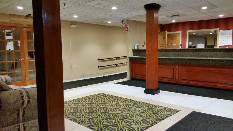 Americas Best Value Inn Foxboro 2