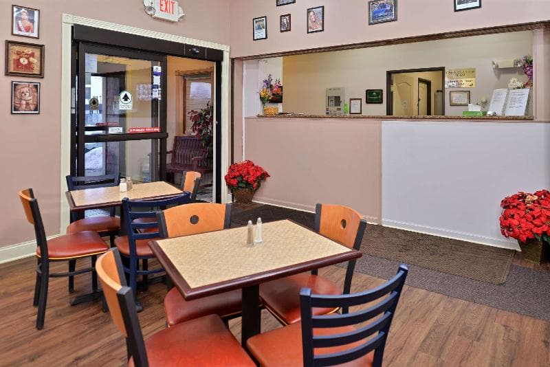 Americas Best Value Inn & Suites Three Rivers photo 1