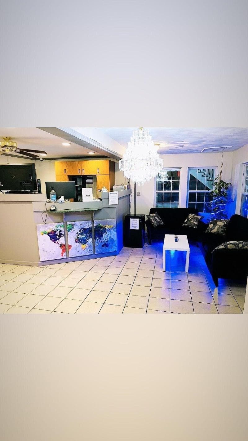Americas Best Value Inn Princess Anne 2