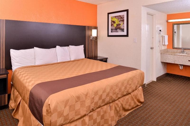 Americas Best Value Inn Ponca City 5