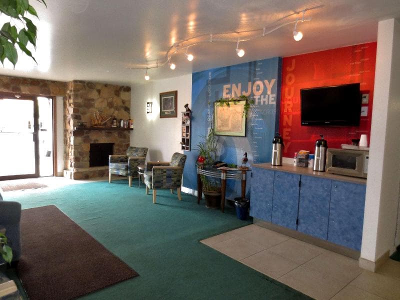 Country Hearth Inn Iron Mountain photo 1