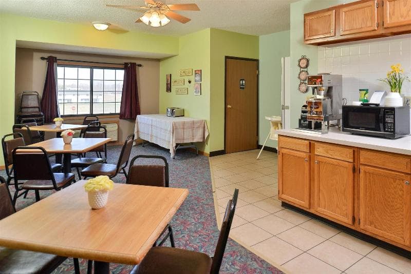Sauk River Inn & Suites, A Travelodge By Wyndham 4