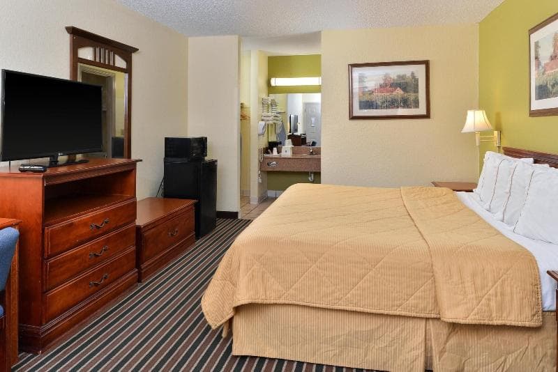 Americas Best Value Inn Dayton 5