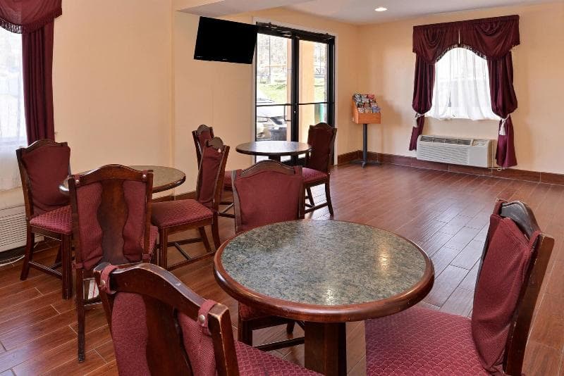 Americas Best Value Inn 2