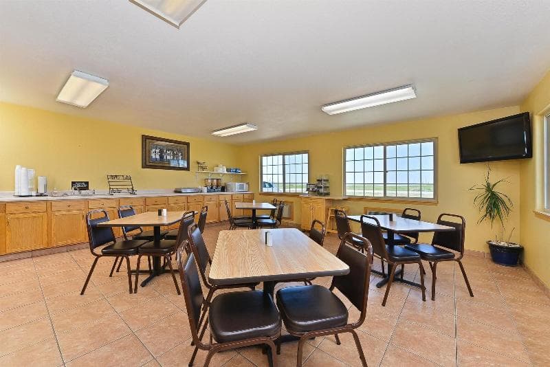 Americas Best Value Inn Kadoka photo 1