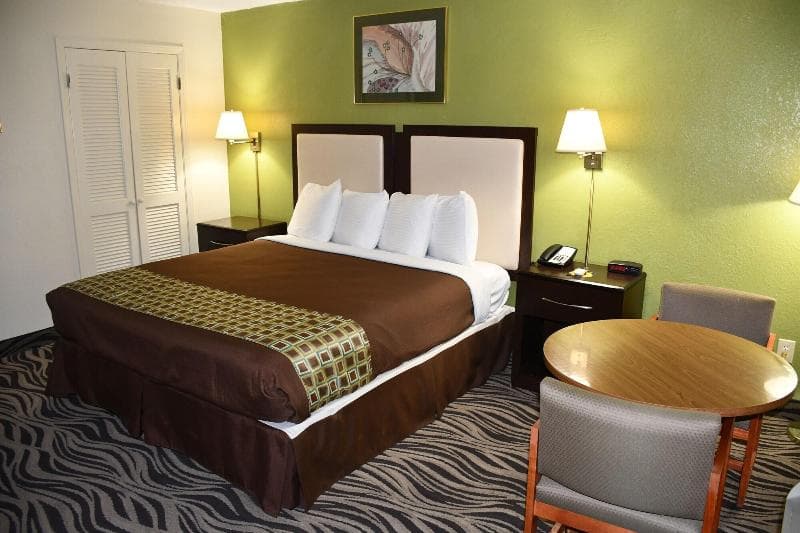 Americas Best Value Inn Bishopville 5