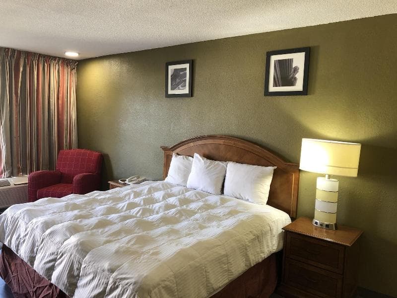 Americas Best Value Inn Wilsom 2