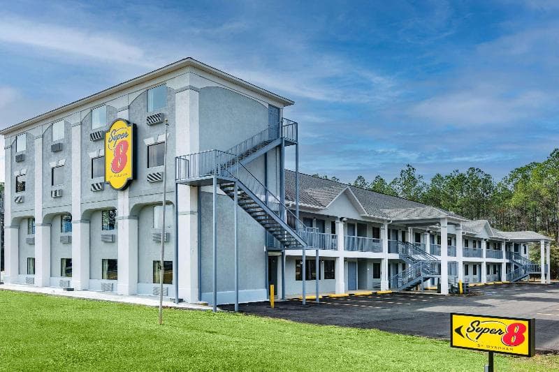Super 8 By Wyndham Moss Point 4