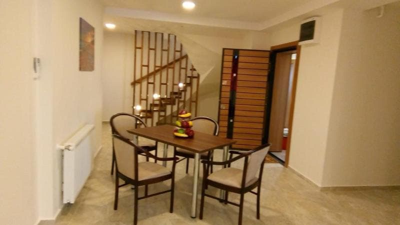 Sir Fundeni Hotel 3