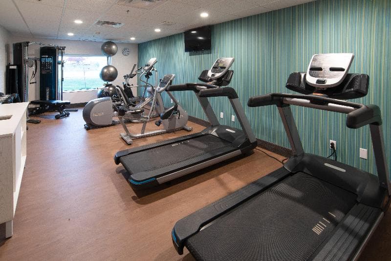 Holiday Inn Express & Suites North Battleford 4
