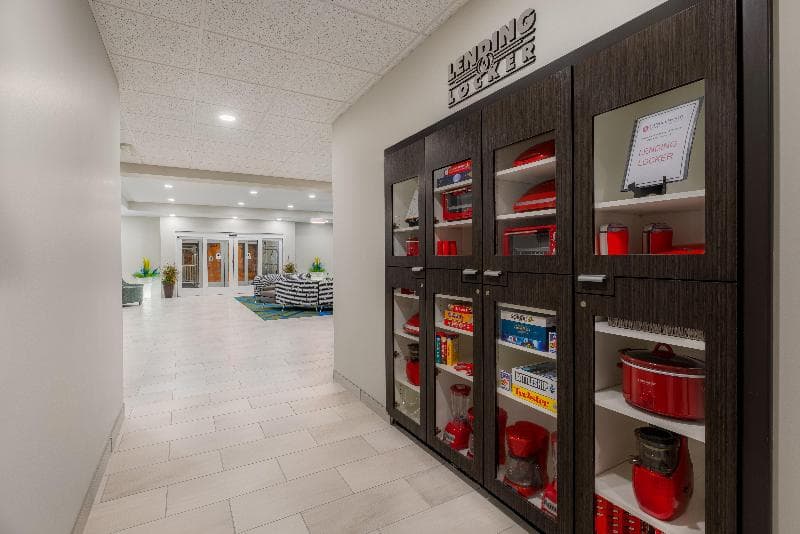 Candlewood Suites Cookeville 5
