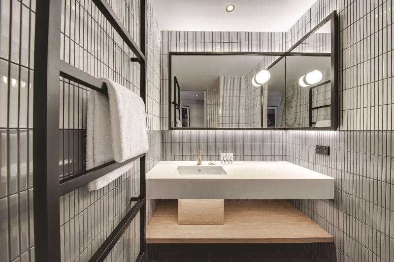 Vibe Hotel Sydney Darling Harbour 4