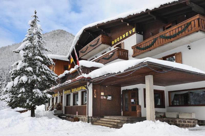 Hotel Bucaneve photo 1