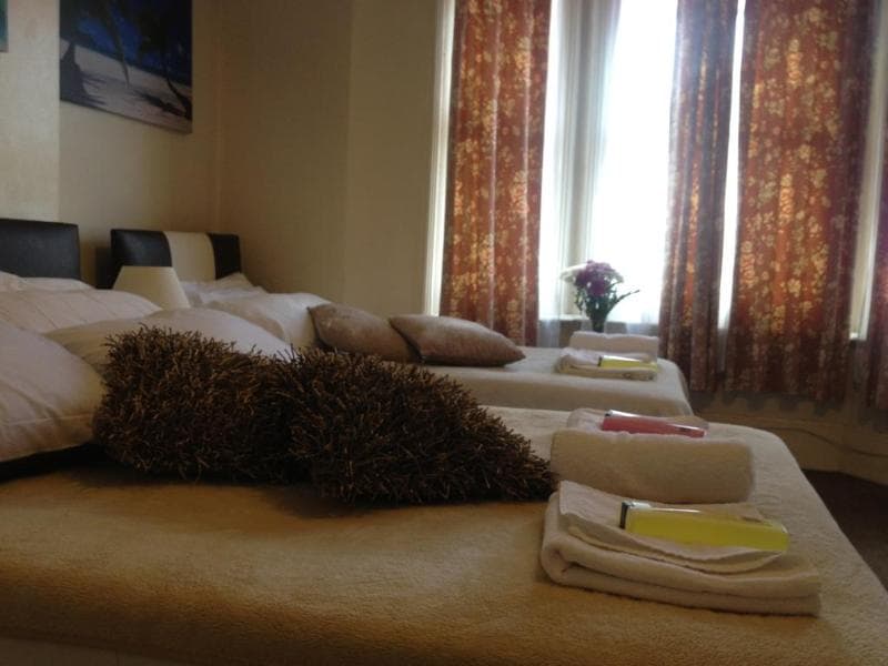 The Crystal Lodge Hotel 4