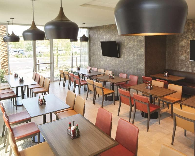 Hyatt Place Las Vegas at Silverton Village 5
