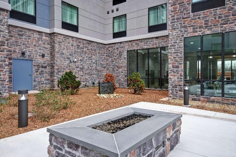 Homewood Suites by Hilton Orange New Haven 3