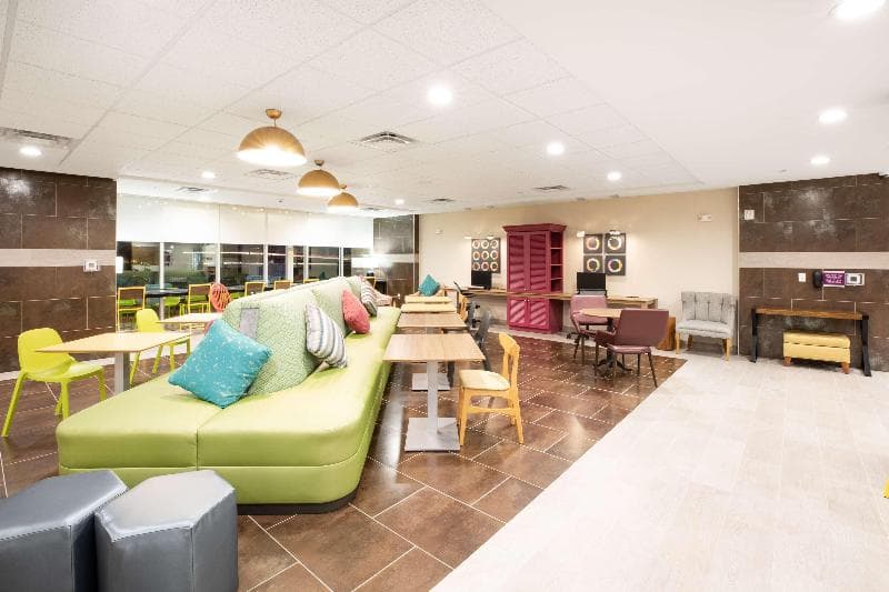 Home2 Suites by Hilton Houston IAH Airport Beltway 8 3