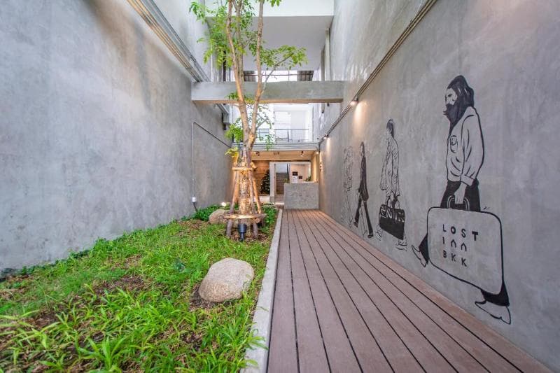 Lost Inn Bkk photo 1