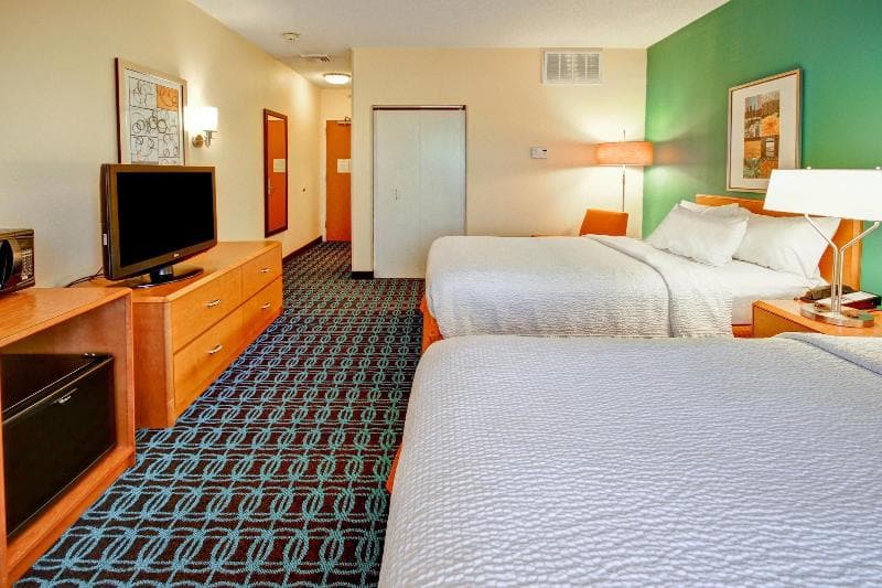 Fairfield Inn Suites Saratoga Malta 4