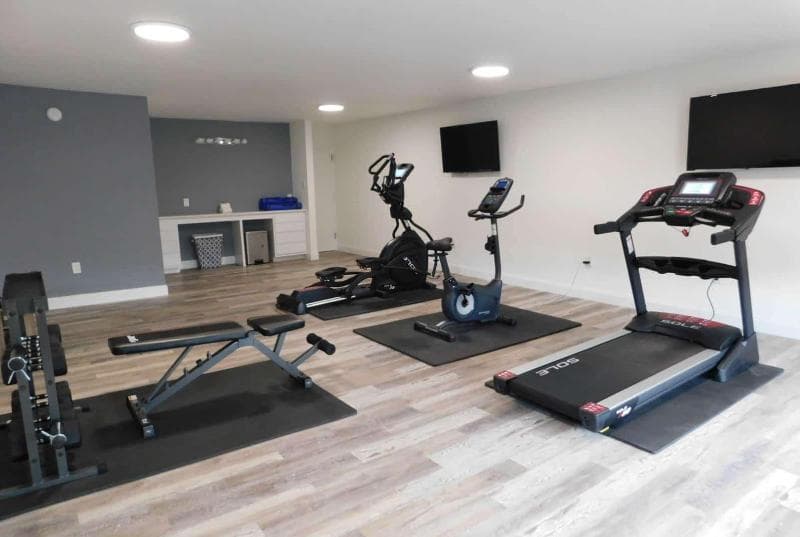 Ramada by Wyndham New Orleans 3