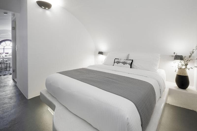 Nano Suites 4