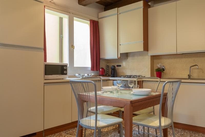 Santo Stefano Apartments 4