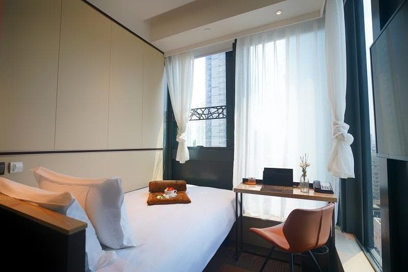 E Hotel 4