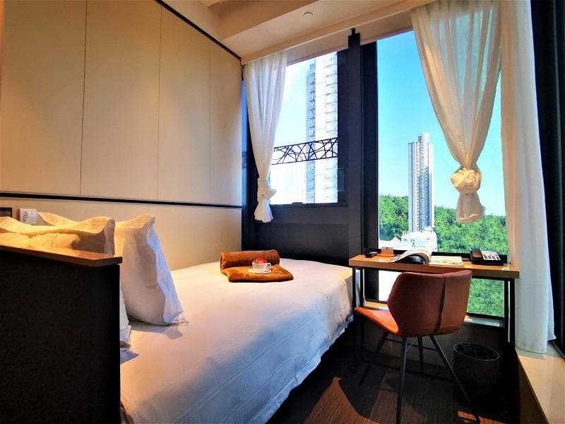E Hotel 5