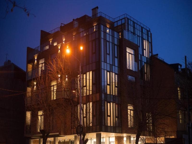 Bricks Hotel 5