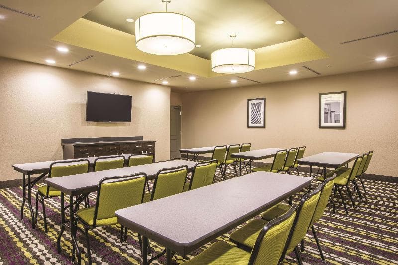 La Quinta Inn & Suites by Wyndham Hattiesburg - I-59 main