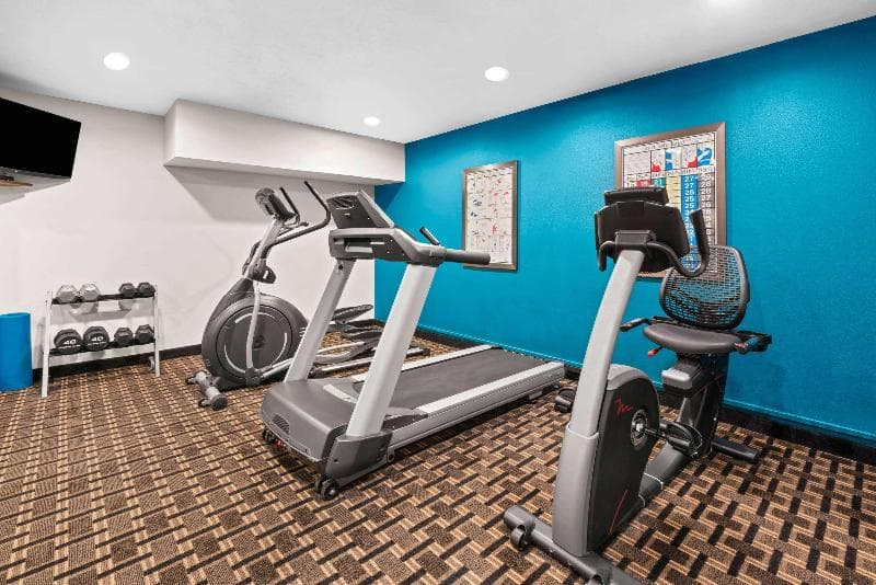 La Quinta Inn & Suites by Wyndham Portland NW photo 1
