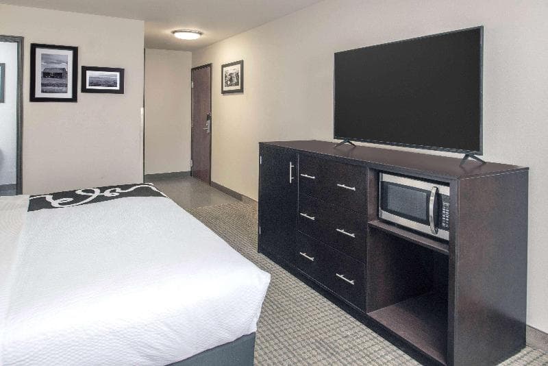 La Quinta Inn & Suites by Wyndham Moscow Pullman 5