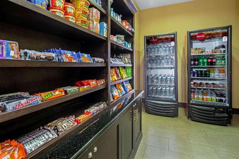 La Quinta Inn & Suites By Wyndham Temecula 4