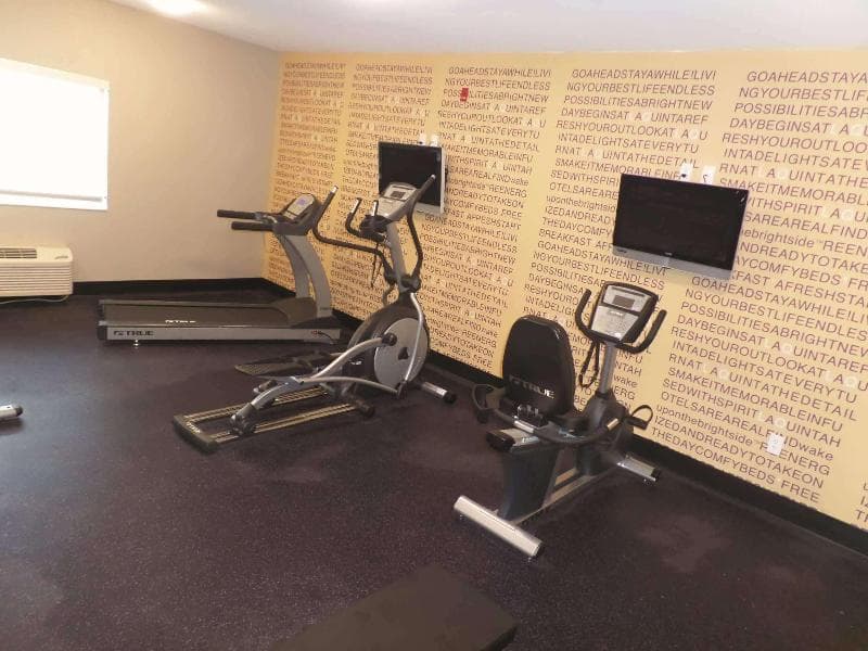 La Quinta Inn by Wyndham Lincoln 3