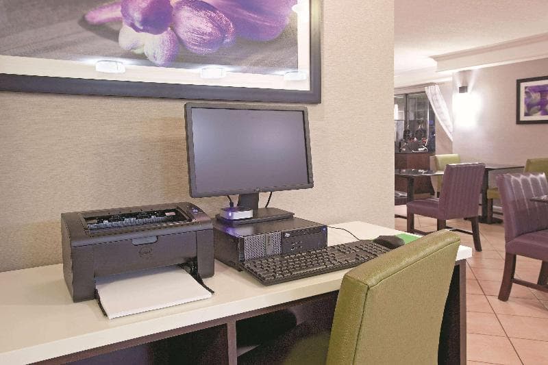 La Quinta Inn by Wyndham Salt Lake City Midvale photo 1
