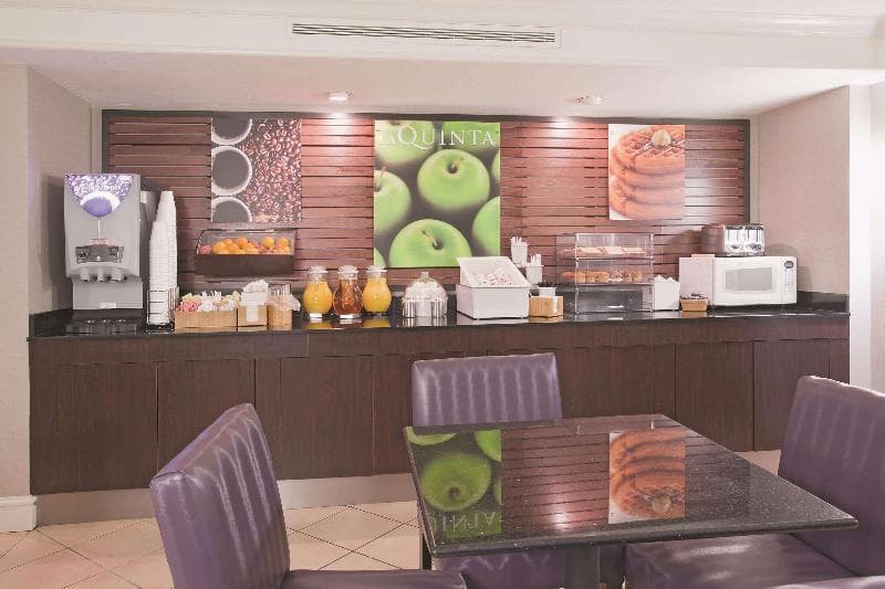 La Quinta Inn by Wyndham Salt Lake City Midvale 3