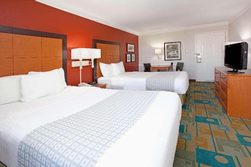 La Quinta Inn by Wyndham Cheyenne 2