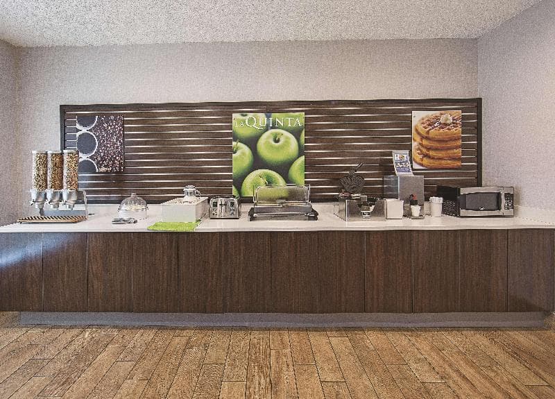 La Quinta Inn Suites Central Point Medford 3