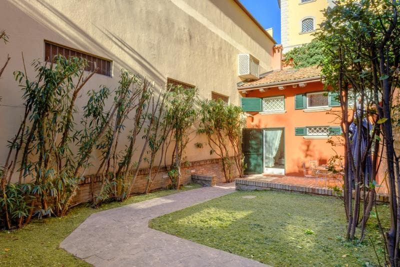 Isaia Garden- Bolognarooms 3