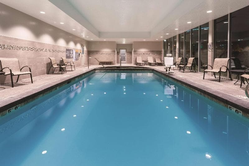 La Quinta Inn & Suites by Wyndham South Jordan 5