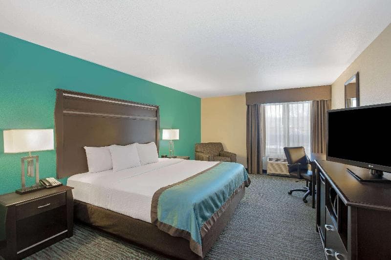 La Quinta Inn & Suites by Wyndham Sioux Falls 5