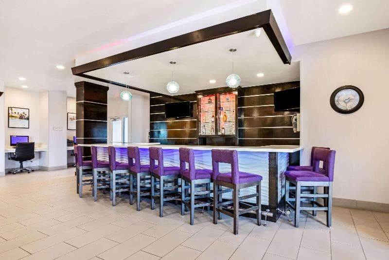 La Quinta Inn & Suites Corpus Christi - Portland 2