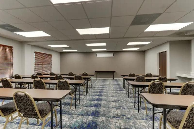 Best Western Plus Dalton Inn photo 1