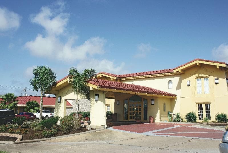 La Quinta Inn by Wyndham Clute Lake Jackson 3
