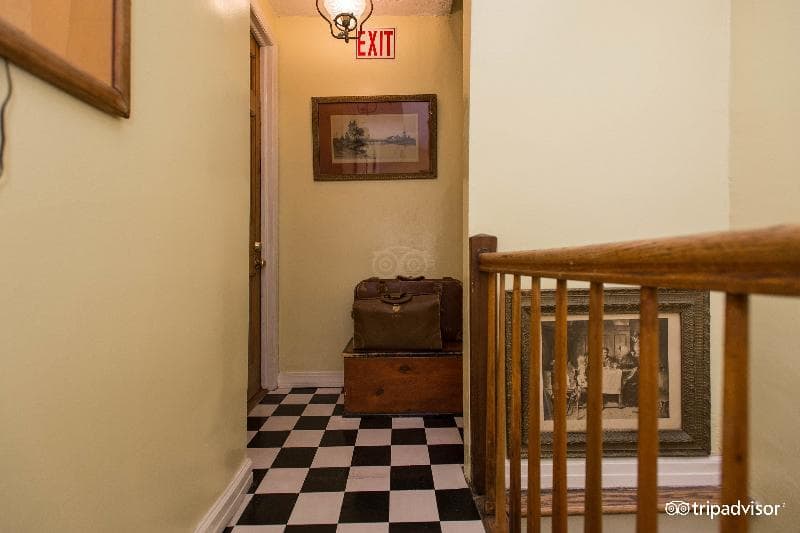 Incentra Village Guest House - Adults Only 3